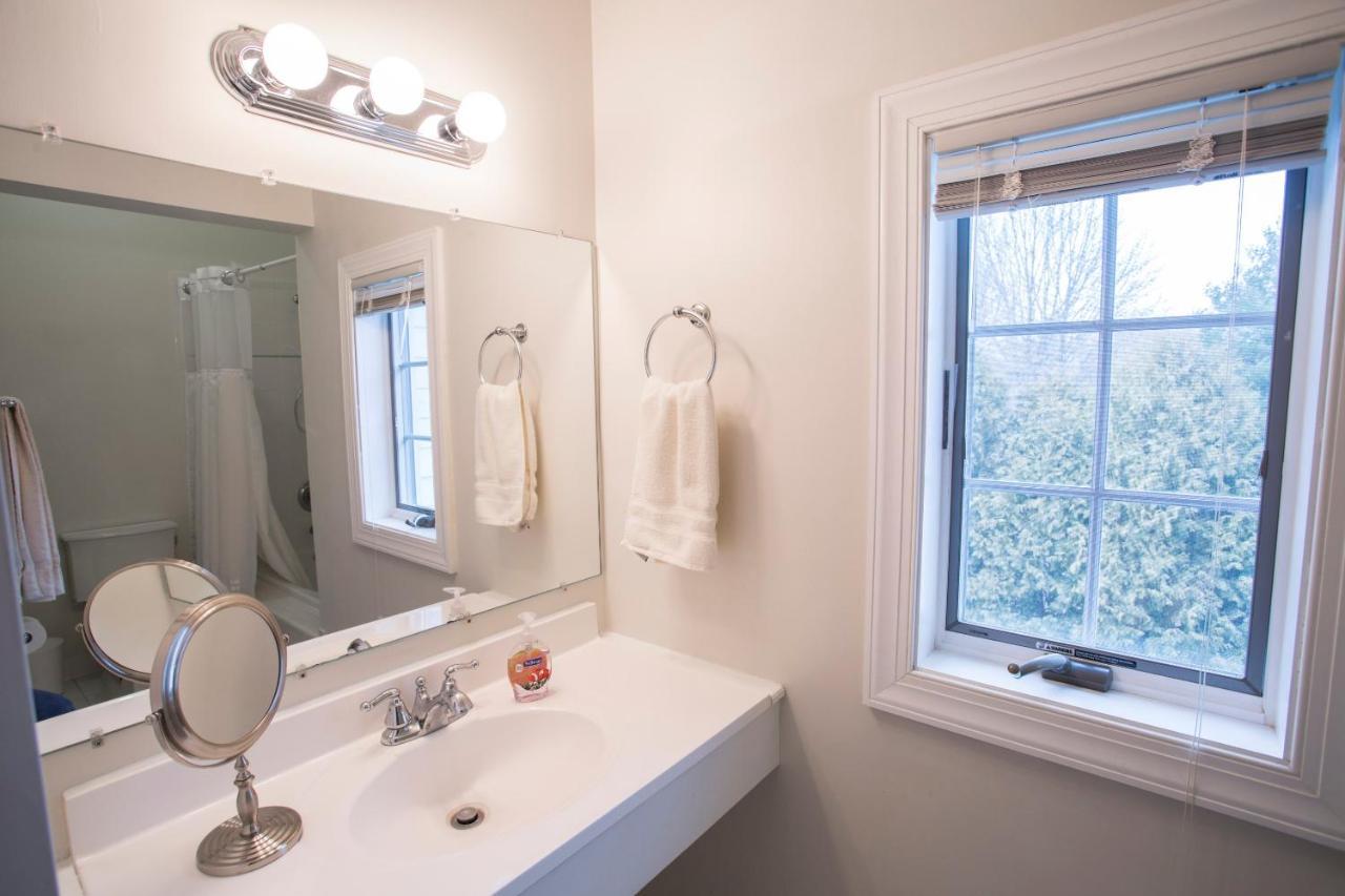 Loudoun Valley Manor B&B Waterford Екстер'єр фото