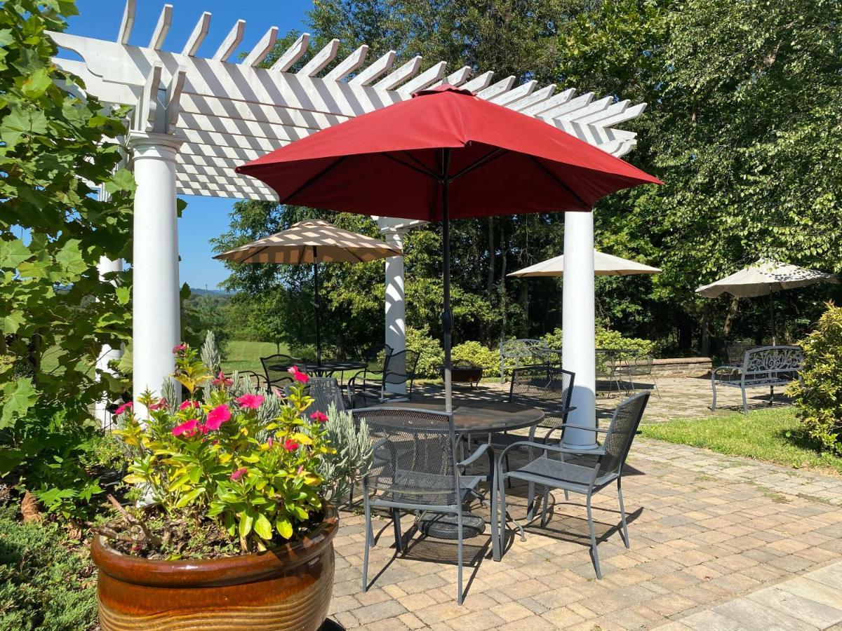 Loudoun Valley Manor B&B Waterford Екстер'єр фото